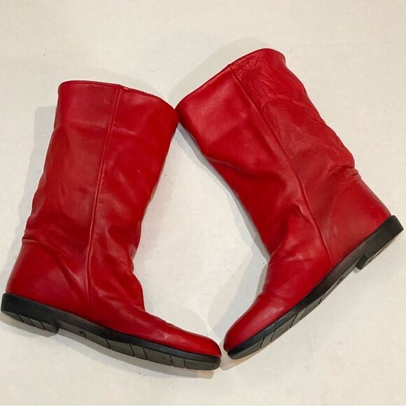 1980's Vtg Coasters Red Vinyl Slip On BoHo Granny Ankle Boots Vinyl 6.M Hipster - Picture 1 of 5